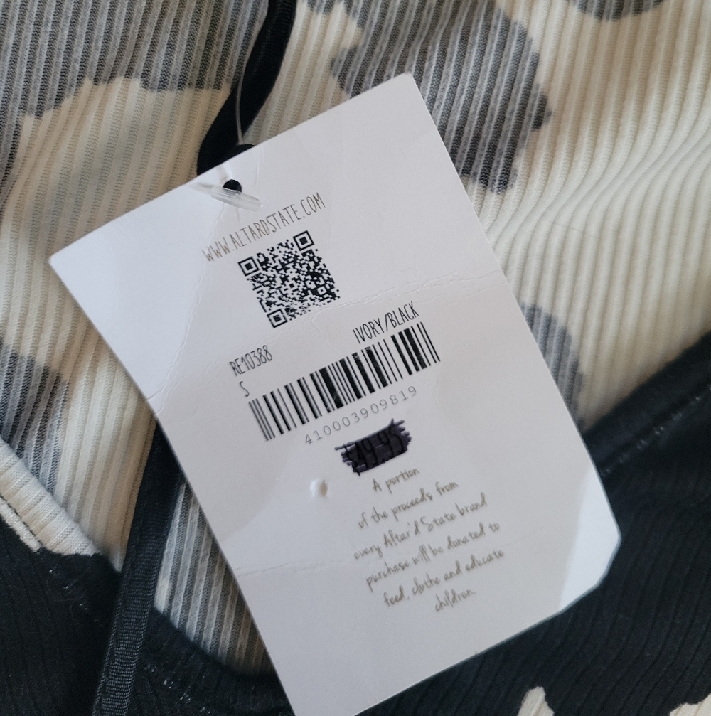 Ivory Black Cow Print Ribbed Crop Top Alter’d State Size S NWT Tie Front Western - Picture 4 of 5